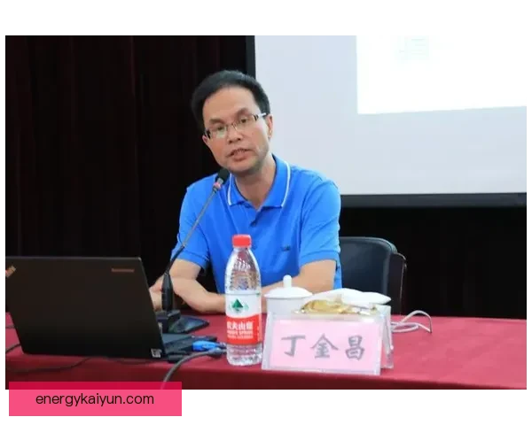 德保罗在西班牙的生活状态持续受到关注，工作与生活平衡逐渐显现。